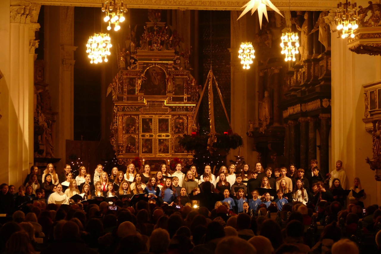 Weihnachtskonzert des Ernestinums in der Stadtkirche