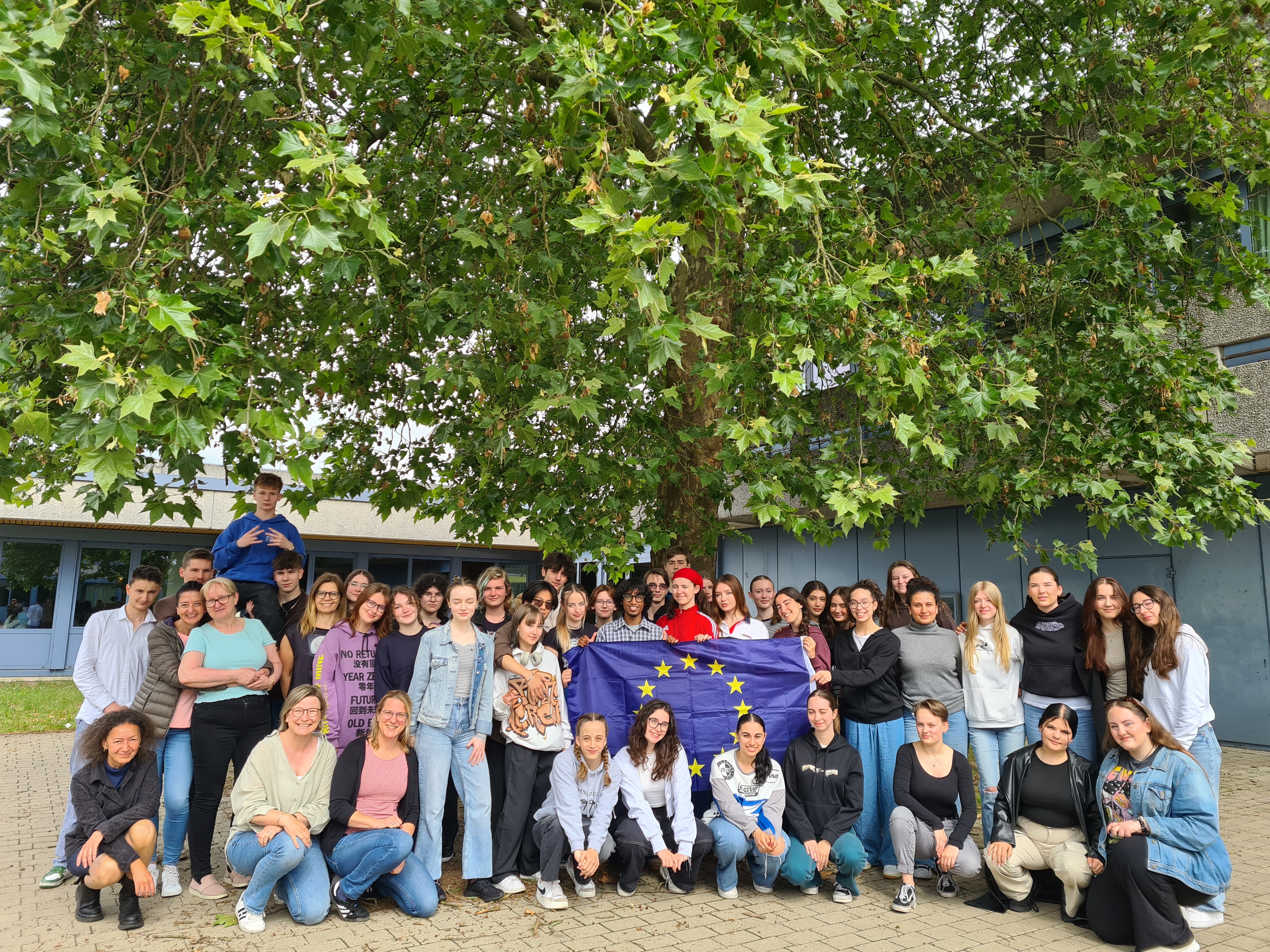 Live, Laugh, Love the Erasmus Family - Gemeinsam für Vielfalt und Toleranz